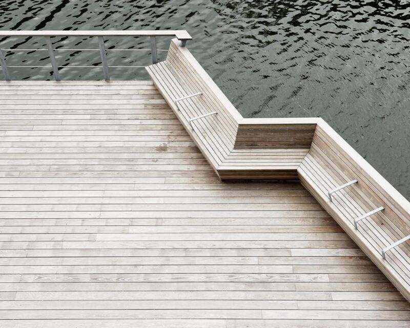 CB429441 EE55 4 A43 9865 187 B90 FFA27 D